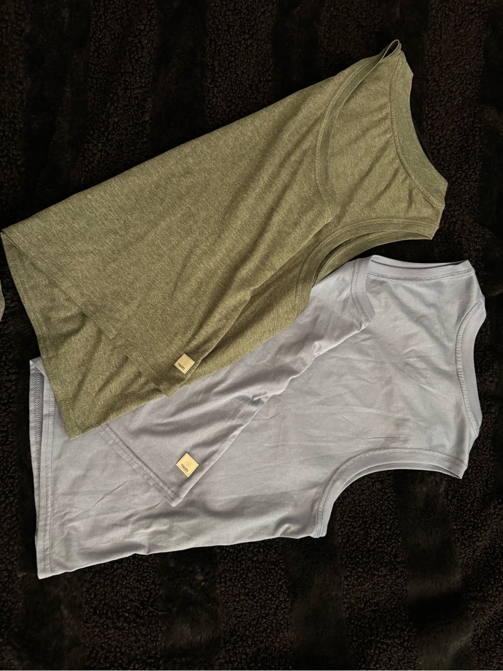Vuori Set of 2 Energy Top Tank Muscle Tee Medium Heather Green & Light Blue EUC